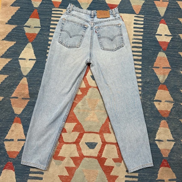 Vintage Levi’s 512 Jeans with Perfect Natural Wear - Picture 6 of 16
